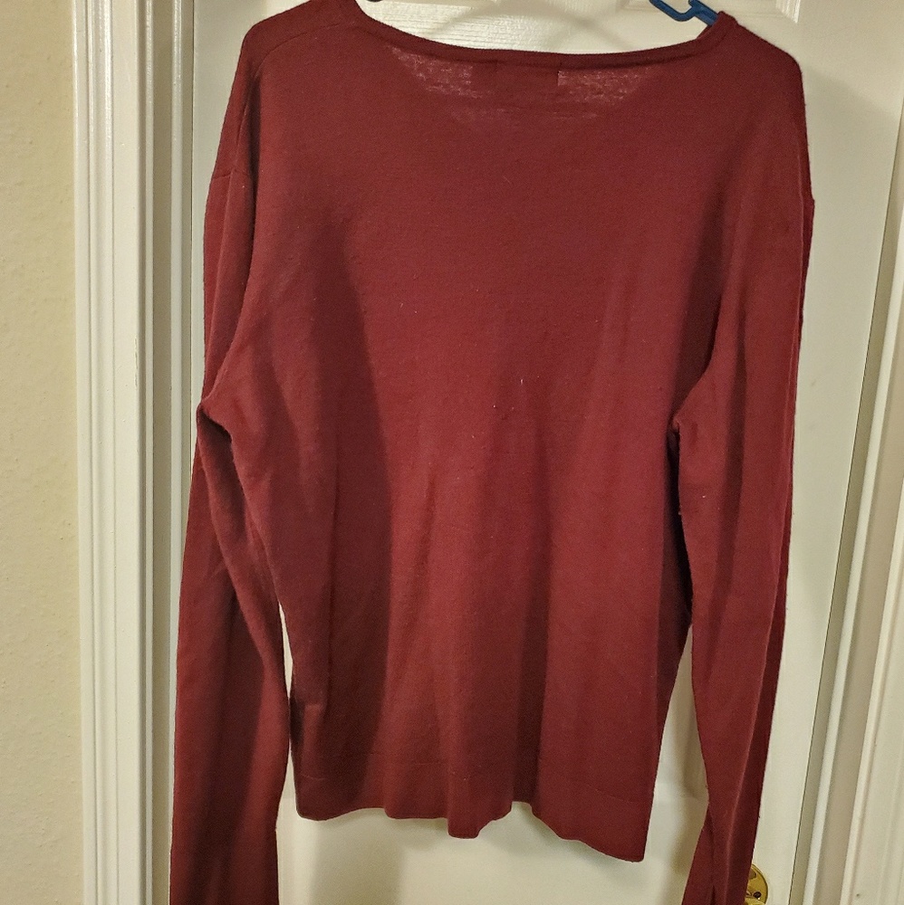 Light H&M Sweater - Picture 2 of 2